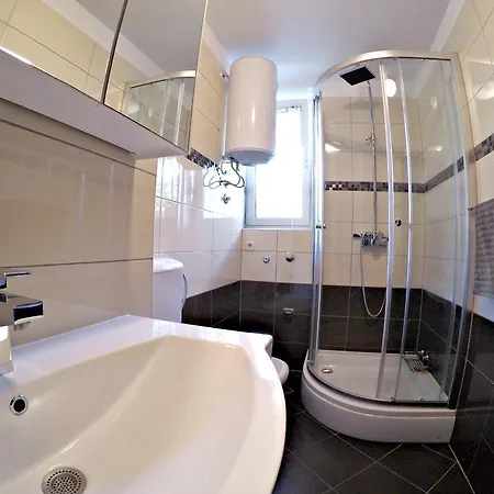 公寓 亚得里亚海公寓 *